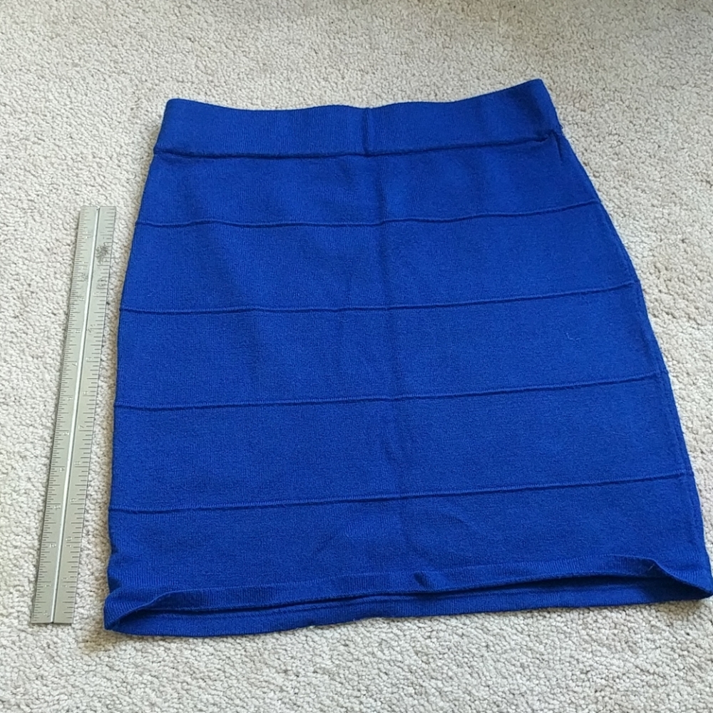 Comfy blue skirt
